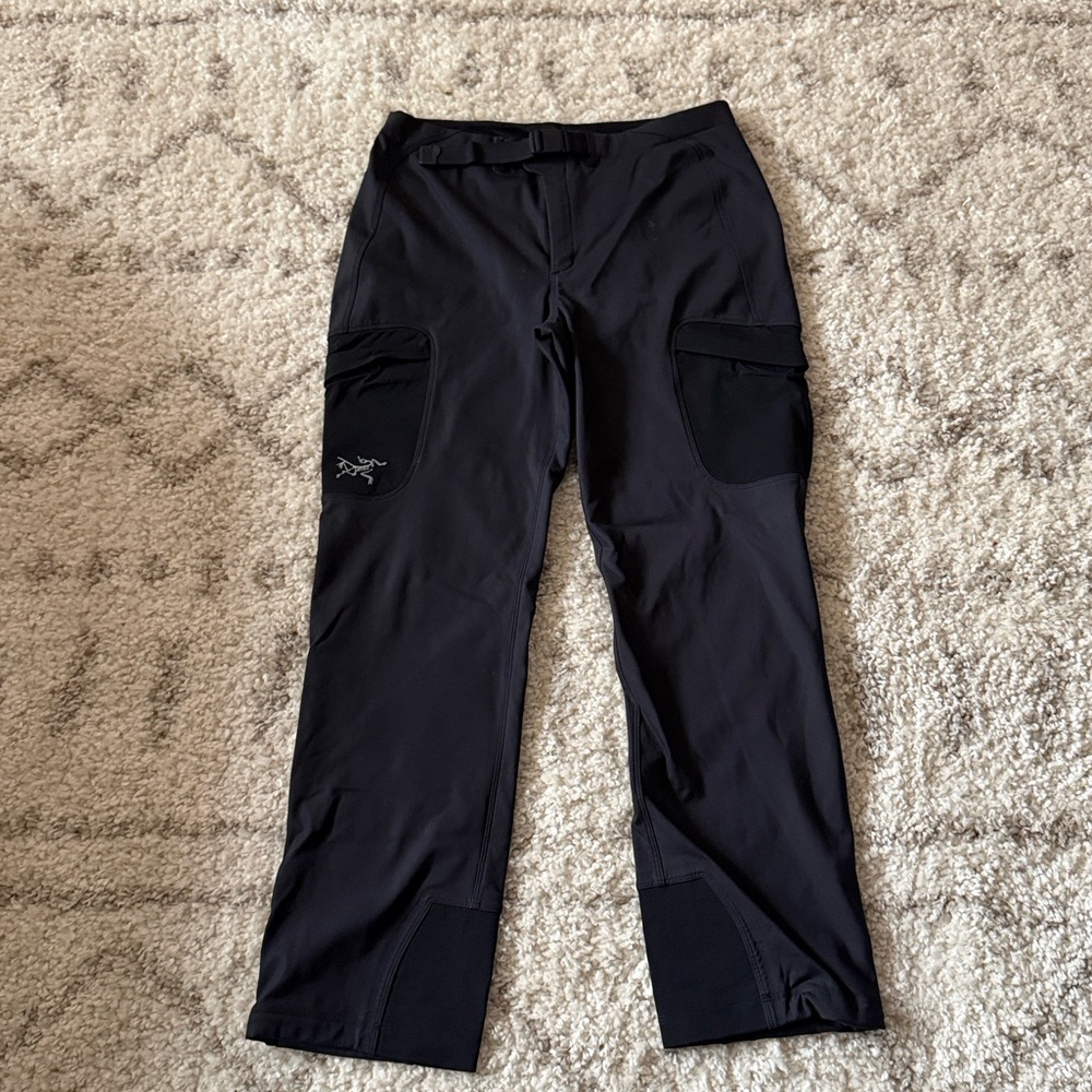 Arc'teryx Women’s Black Cargo Pants